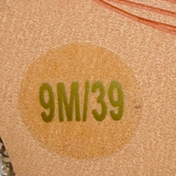 Vince Camuto Lyla Leather Beige Gold Ankle Strap Heels Nude Size 9M /39 - READ‎ - Picture 9 of 12